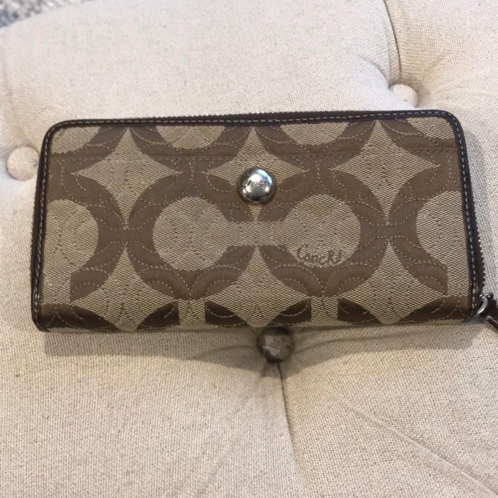 Coach “C” Wallet